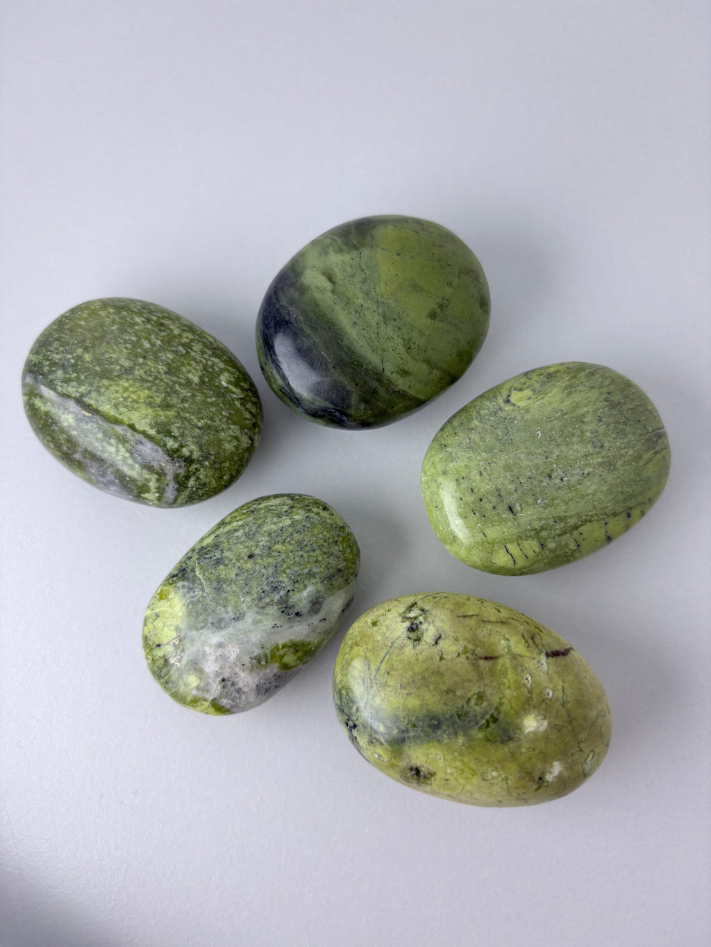 Natural Polished Serpentine Pillow Palms
